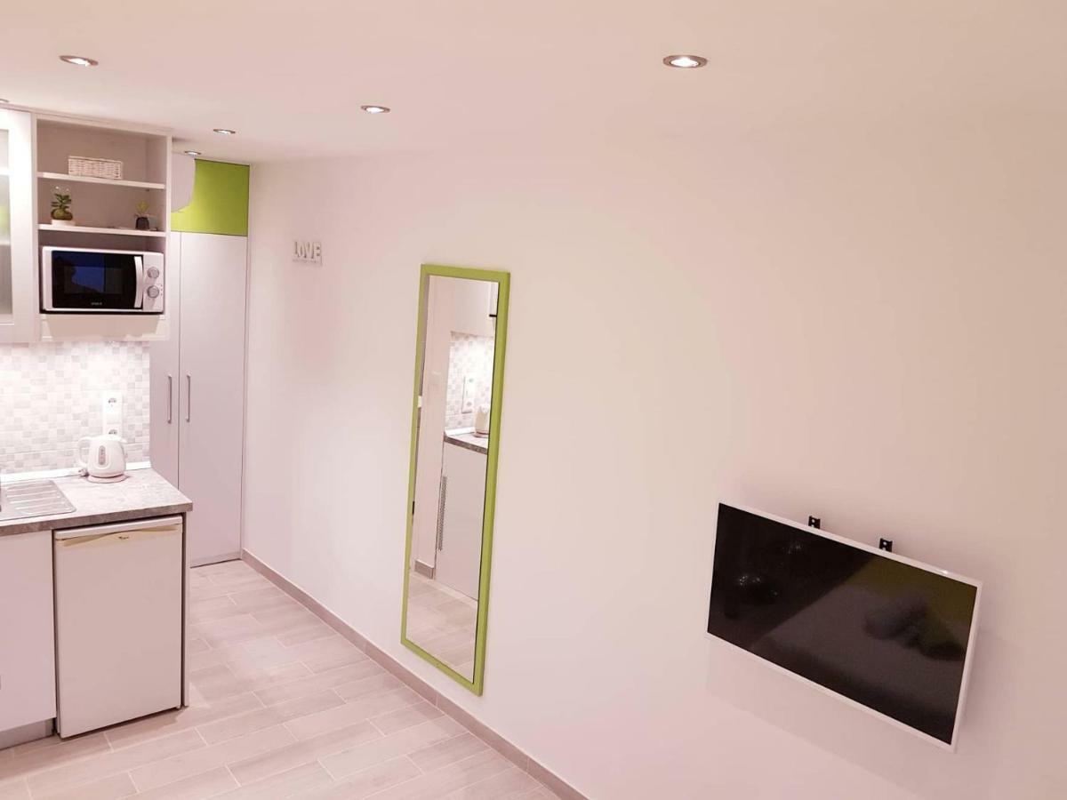 Apartments Nona 1 Хвар Экстерьер фото